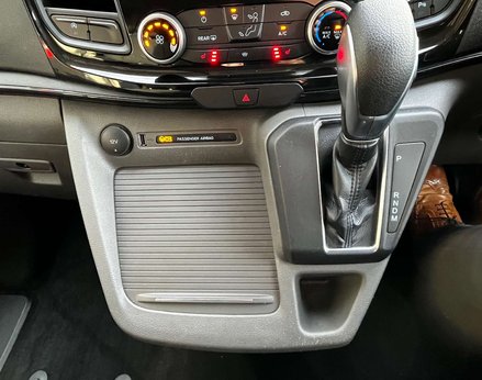 Ford Tourneo Custom 2.0 Tourneo Custom 320 Zetec EcoBlue Auto 4dr 49