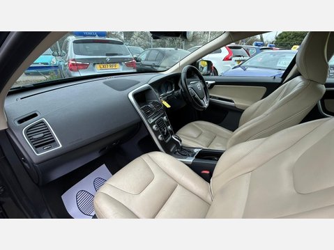 Volvo XC60 2.0 D4 SE Lux Auto Euro 6 (s/s) 5dr 19