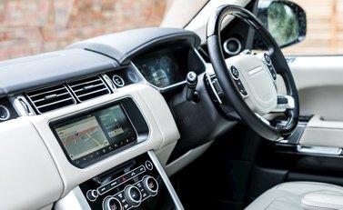 Land Rover Range Rover 4.4 SDV8 Autobiography Overfinch 16