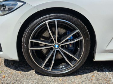 BMW 3 Series 2.0 318d M Sport Auto 5dr 3