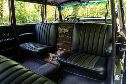 Mercedes-Benz 600 Pullman 25