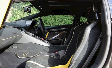 Lamborghini Aventador SV LP750-4 11