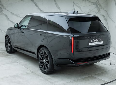 Land Rover Range Rover P530 Autobiography LWB (7 Seat) 9