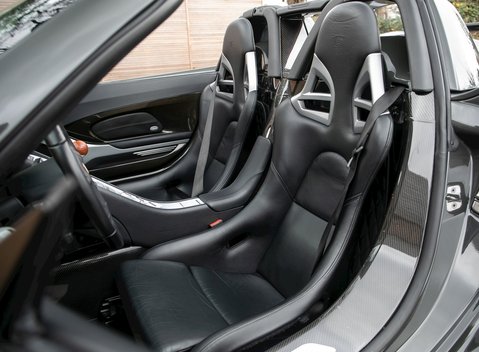 Porsche Carrera GT 14