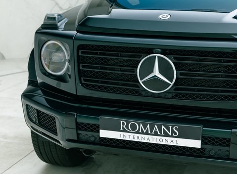 Mercedes-Benz G Class G400d AMG LINE PREMIUM PLUS 25