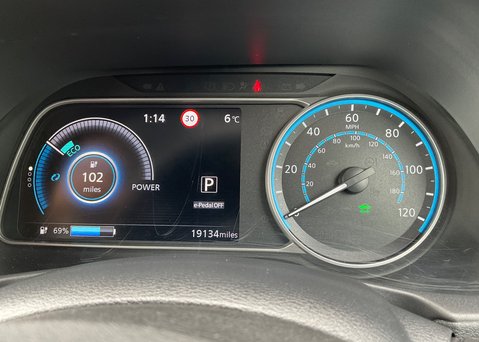 Nissan LEAF N-CONNECTA 27