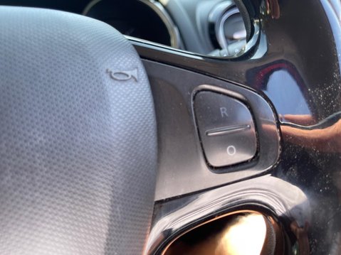 Renault Clio 1.5 dCi Dynamique S MediaNav Euro 5 (s/s) 5dr 23