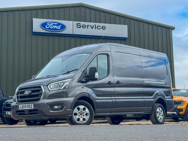 Ford Transit LWB L3H2 Med Roof Limited 350 Air Con Alloys Camera Nav Sensors EURO 6 1