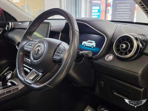MG HS 1.5 T-GDI 16.6kWh Exclusive Auto Euro 6 (s/s) 5dr 70