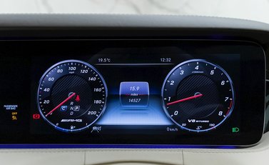 Mercedes-Benz S63 AMG Coupe 16