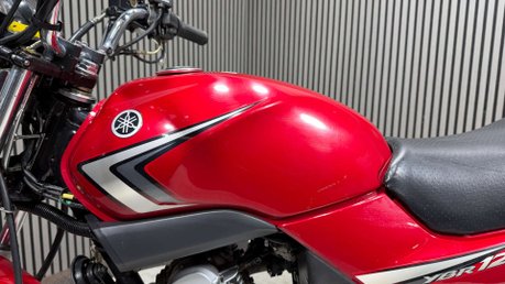 Yamaha YBR 125 2009 ONLY 5K NON RUNNING PROJECT BIKE SPARES OR REPAIR 125CC 11