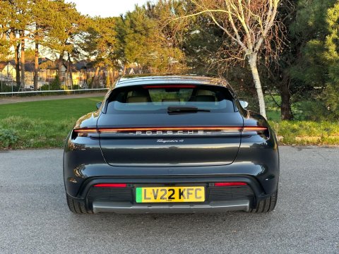Porsche Taycan Performance Plus 93.4kWh 4 Cross Turismo Auto 4WD 5dr (11kW Charger) 11