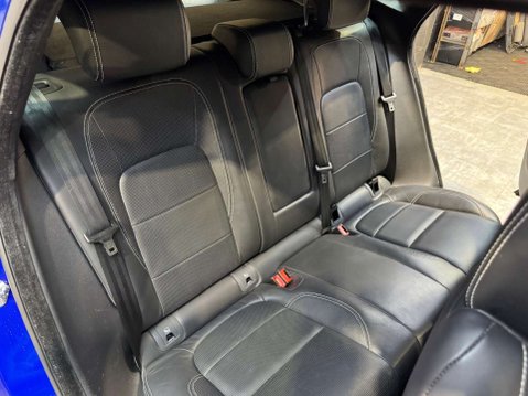 Jaguar E-Pace 2.0 E-Pace R-Dynamic HSE D AWD Auto 4WD 5dr 61