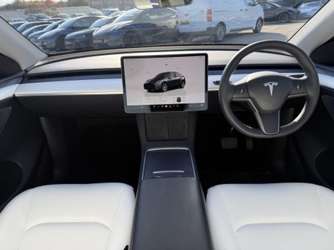 Tesla Model Y (Dual Motor) Long Range SUV 5dr Electric Auto 4WDE (384 bhp) 31