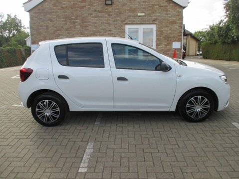 Dacia Sandero 1.0 SCe Ambiance Euro 6 5dr 6