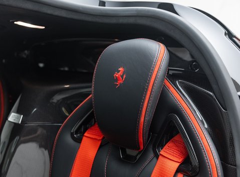 Ferrari LaFerrari 16