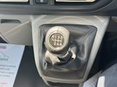 Ford Transit Custom SWB L1H1 Low Roof Limited 320 Air Con Alloys Sensors EURO 6 40