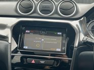 Suzuki Vitara SZ5 BOOSTERJET MHEV 12