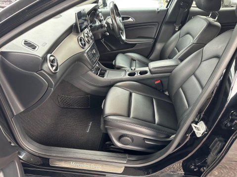 Mercedes-Benz GLA 2.1 GLA200d Sport 7G-DCT Euro 6 (s/s) 5dr 11