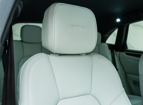 Porsche Macan GTS 16