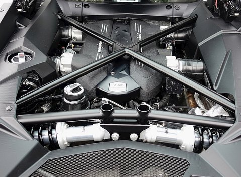 Lamborghini Aventador LP 700-4 27