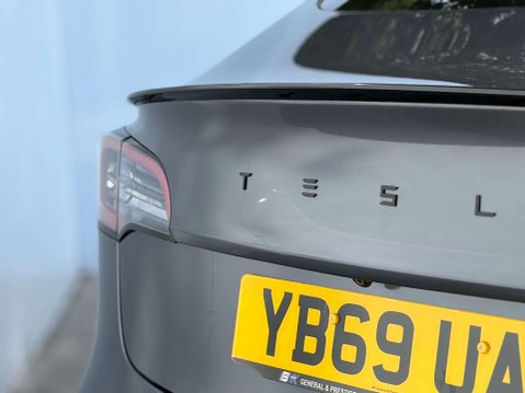 Tesla Model 3 Model 3 Long Range AWD 4WD 4dr 16