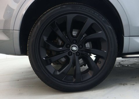 Land Rover Discovery Sport 2.0 Discovery Sport R-Dynamic HSE Auto 4WD 5dr 14