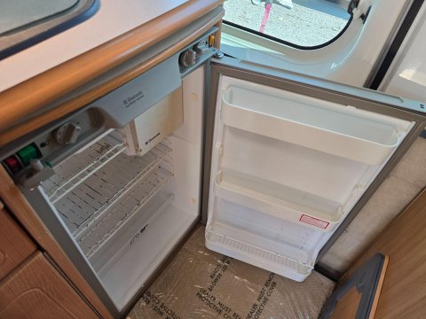 Auto-Sleepers Orian Pavo 34