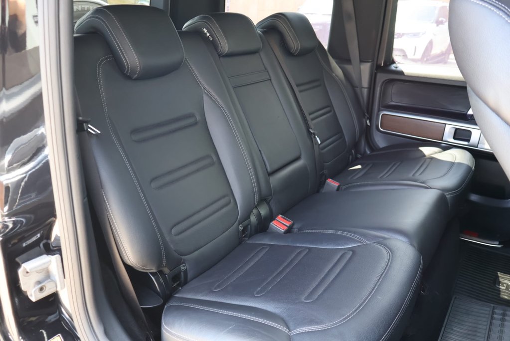 Mercedes-Benz G Series 2109 G 350 D 4MATIC AMG LINE PREMIUM MATT BLACK WRAPP 21