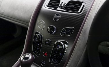 Aston Martin V12 Vantage S AMR 16