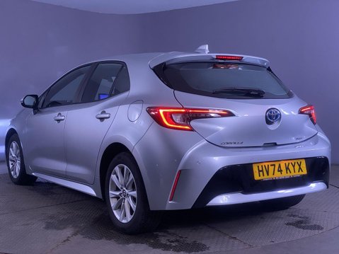 Toyota Corolla 1.8 VVT-h Icon Hatchback 5dr Petrol Hybrid CVT Euro 6 (s/s) (140 ps) 1 Owne 27