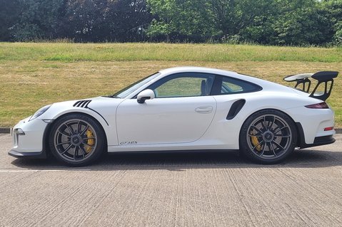 Porsche 911 GT3 RS PDK 6