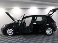 Volkswagen Golf S TSI 20