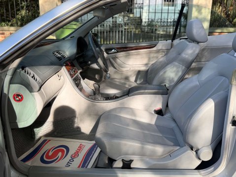 Mercedes-Benz CLK 2.0 CLK200 Kompressor Elegance Cabriolet 2dr Petrol Manual (233 g/km, 163 b 32