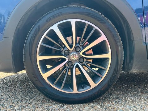Vauxhall Crossland X ELITE NAV 8