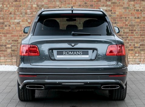 Bentley Bentayga 5