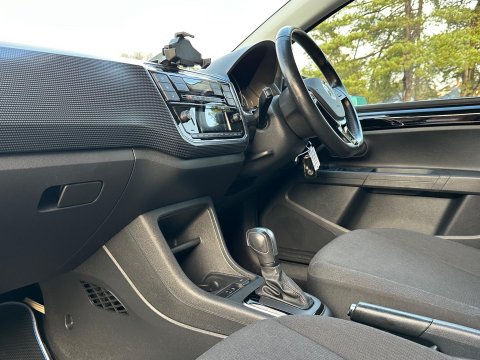 Volkswagen e-up! 36.8kWh e-up! Auto 5dr 22