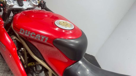 Ducati 750 SS 2000 MODEL SPARES OR REPAIR PROJECT BIKE 750CC CLASSIC 11