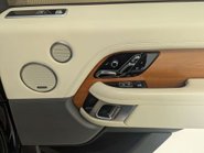 Land Rover Range Rover 3.0 Range Rover Autobiography Auto 4WD 5dr 50
