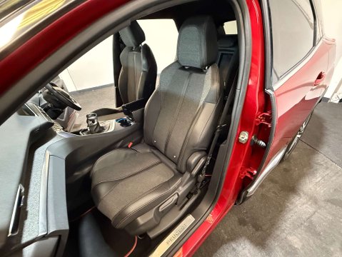 Peugeot 3008 1.2 3008 GT Line S/S 5dr 43