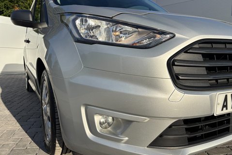 Ford Transit Connect 200 L1 Trend 100 ps Tdci Panel Van - Air Con / Sat Nav / Camera 23