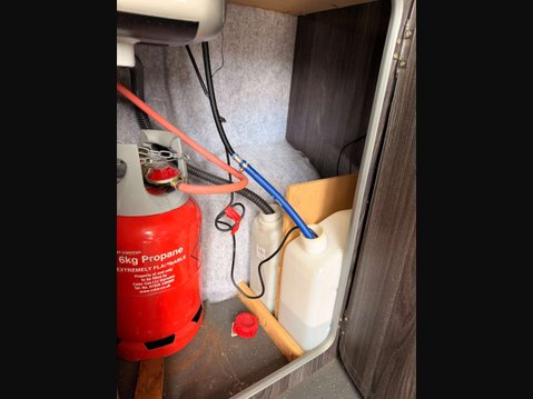 Peugeot Boxer 2 BERTH CAMPER CONVERSION ROCK N ROLL BED 2.2 Boxer 333 L1H1 HDi 24