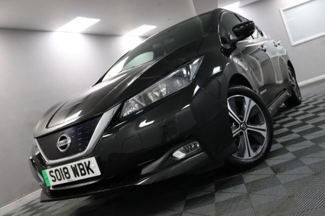 Nissan LEAF LAUNCH EDITION 32