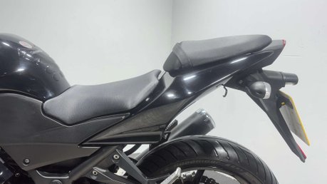 Kawasaki Ninja EX 250 2012 ONLY 9K NEW MOT 33BHP A2 READY 250CC SPORTS BIKE 10