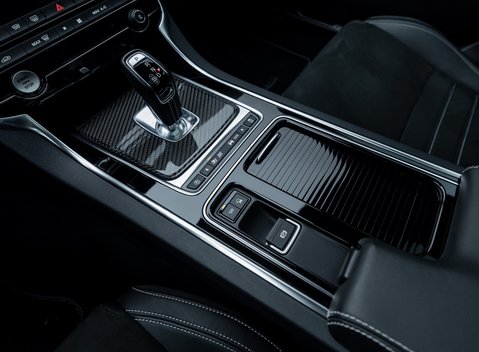 Jaguar XE SV PROJECT 8 28