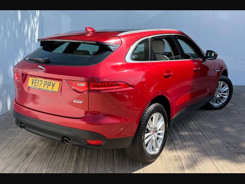 Jaguar F-Pace 2.0 F-PACE Portfolio AWD D Auto 4WD 5dr 34