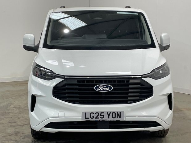 Ford Transit Custom FORD TRANSIT CUSTOM 2.0 Eco Blue 320 136ps L2H1 Double Cab Van Limited 2