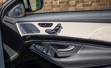 Mercedes-Benz M Class S650 29