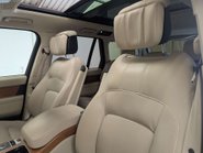 Land Rover Range Rover 3.0 Range Rover Autobiography Auto 4WD 5dr 53