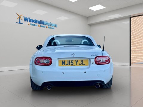Mazda MX-5 2.0i Sport Tech Roadster Euro 5 2dr 10